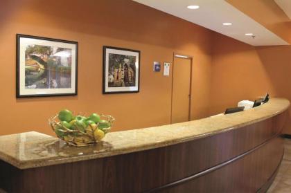 La Quinta by Wyndham San Antonio Medical Ctr. NW - image 2
