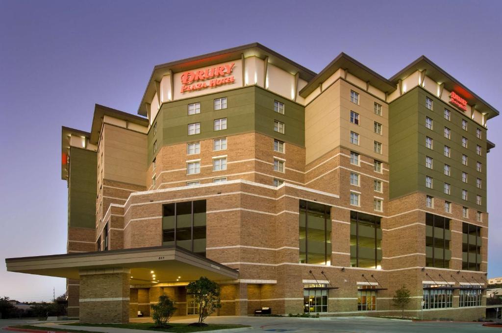Drury Plaza Hotel San Antonio North Stone Oak - main image