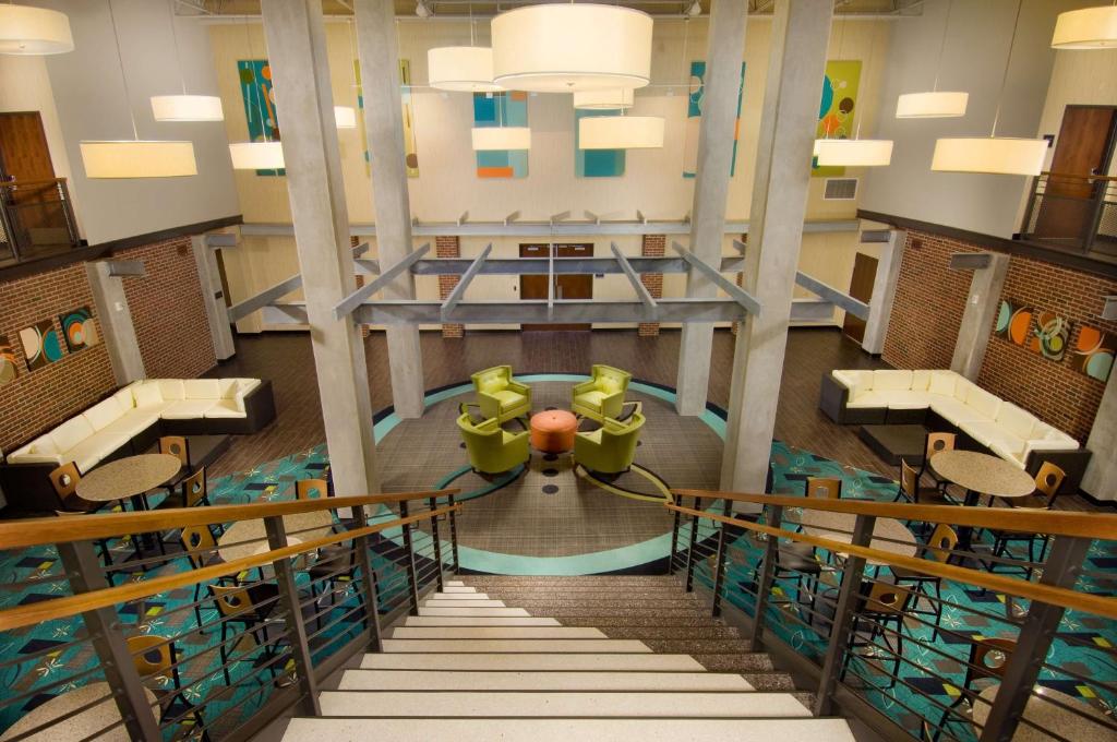 Drury Plaza Hotel San Antonio North Stone Oak - image 2