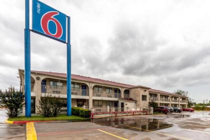 Motel 6-San Antonio TX - Splashtown