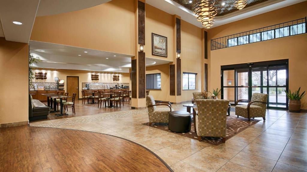Best Western Plus Palo Alto Inn and Suites - main image