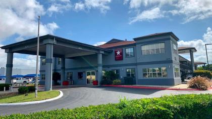 magnuson Hotel Fiesta Park Texas