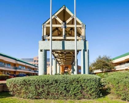 Rodeway Inn  Suites South of Fiesta Park