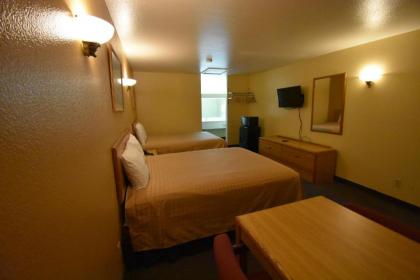 Americas Best Value Inn San Antonio/Lackland AFB - image 4