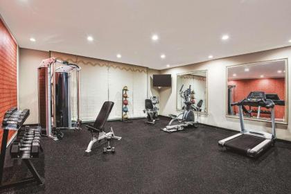 La Quinta by Wyndham San Antonio by AT&T Center - image 3