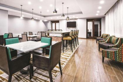 La Quinta by Wyndham San Antonio by AT&T Center - image 5