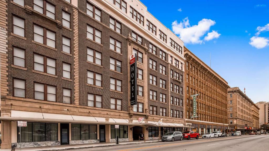 Best Western Premier Historic Travelers Hotel Alamo/Riverwalk - main image