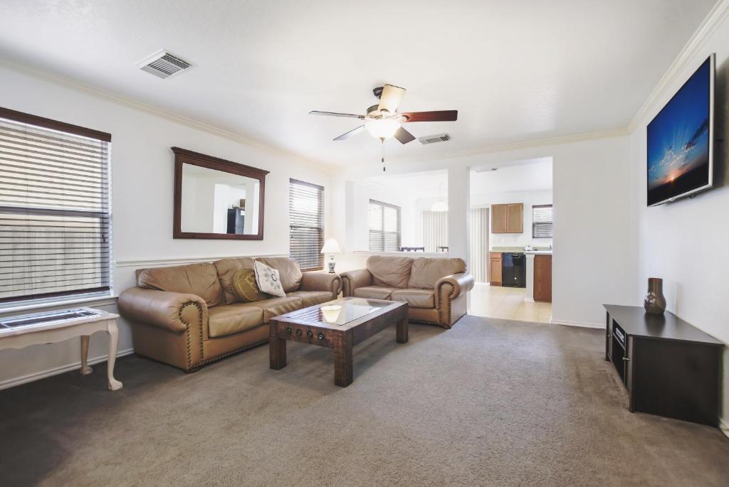 Westover Place - image 3