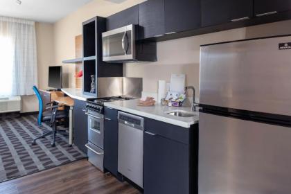 TownePlace Suites by Marriott San Antonio Westover Hills - image 4