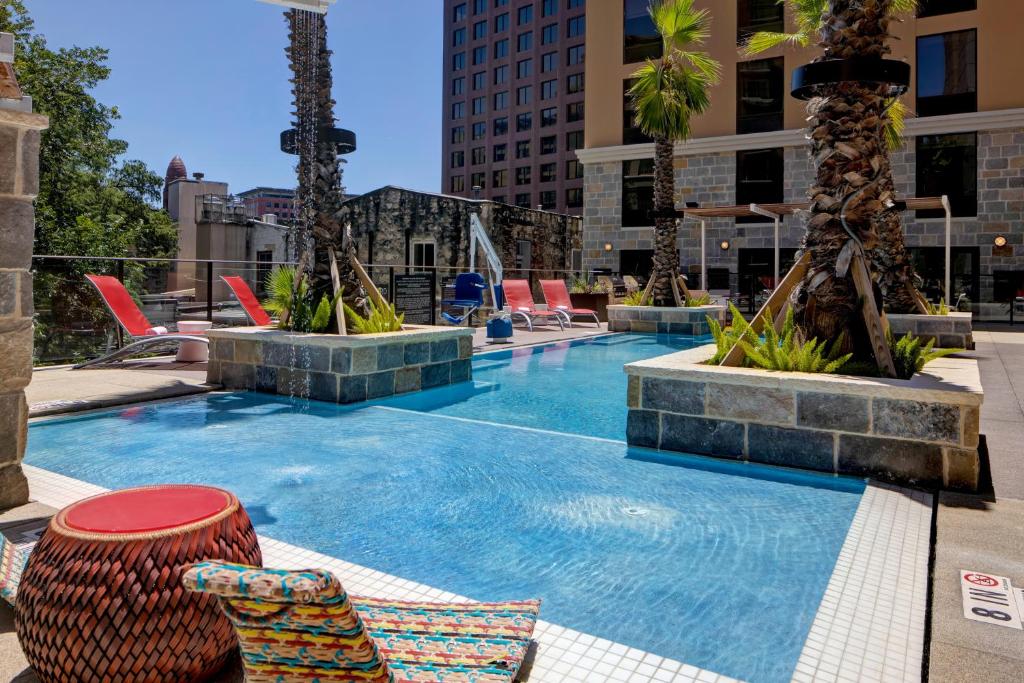 Hampton Inn & Suites San Antonio Riverwalk - main image