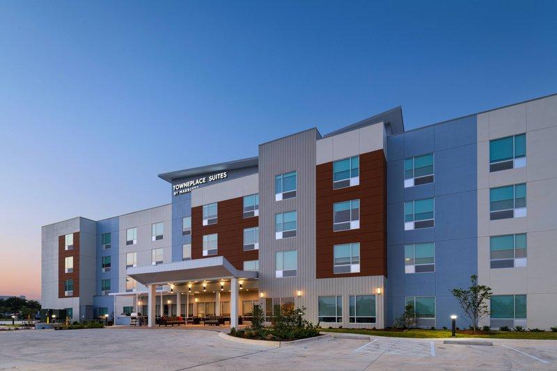 TownePlace Suites San Antonio Northwest at the RIM - main image
