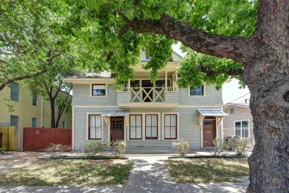 Cozy Downtown Historic House   Casa Verde Texas