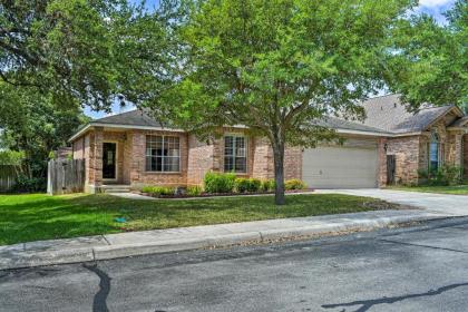 Upscale San Antonio Home with Screened In Porch
