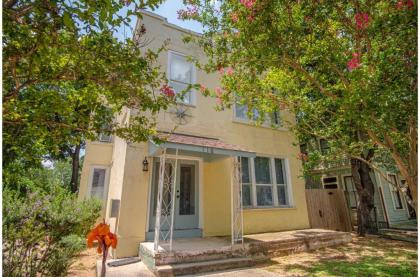 Las Carolinas Cozy #2 San Antonio Texas
