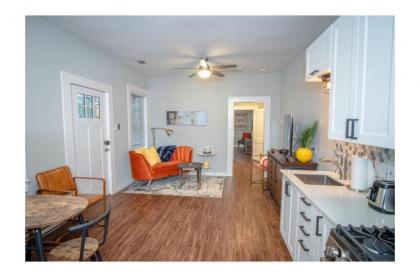 Remodeled Modern 1BR1BA Apt Near Downtown 5min Pearl - image 17