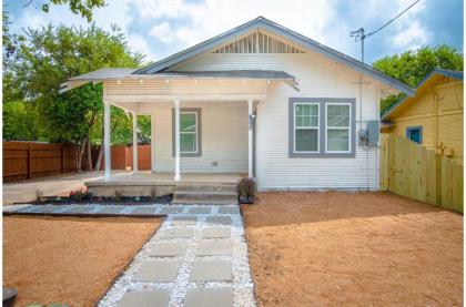 3BR2BA Remodeled House Near Downtown San Antonio Texas