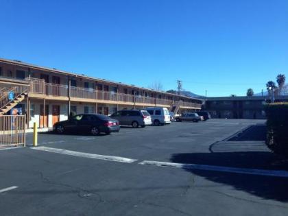 Downtown Motel 7 - image 3
