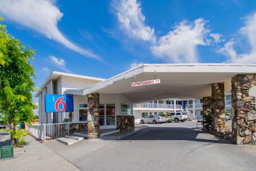 Motel 6-San Bernardino CA - Downtown - main image