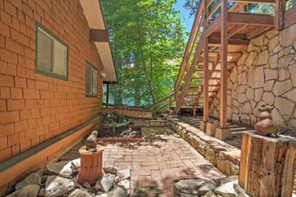 Lake Arrowhead Cabin with Deck and Scenic Forest Views - image 4