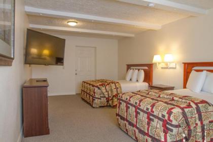 California Suites Hotel - image 2