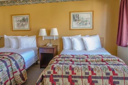 California Suites Hotel - image 4