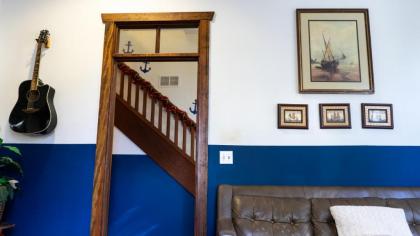 International Travelers House Hostel Downtown San Diego - image 3