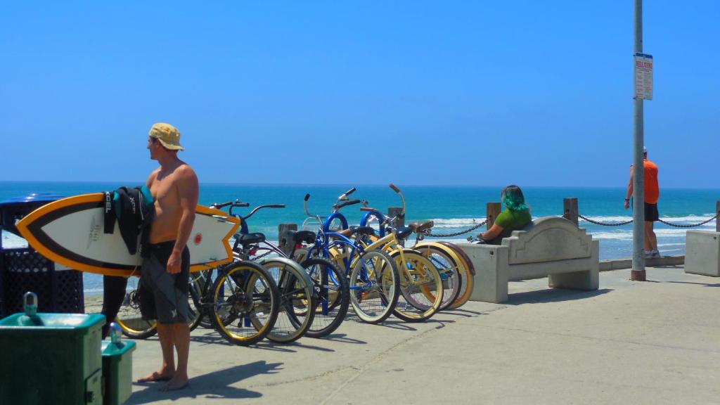 California Dreams Hostel - Pacific Beach - image 3