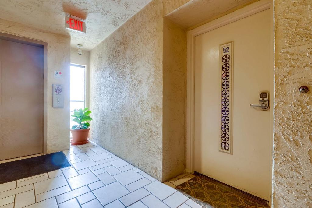 See the Sea 52 Condo - main image