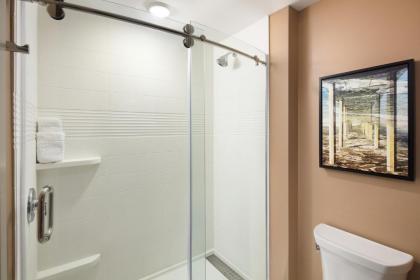 TownePlace Suites by Marriott San Diego Downtown - image 3