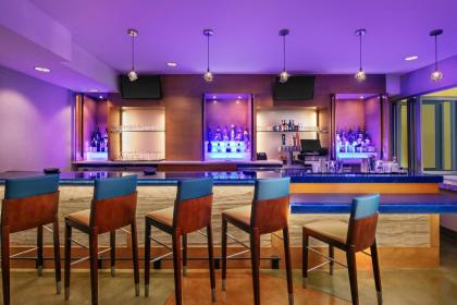 TownePlace Suites by Marriott San Diego Downtown - image 4