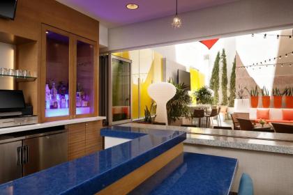 TownePlace Suites by Marriott San Diego Downtown - image 5