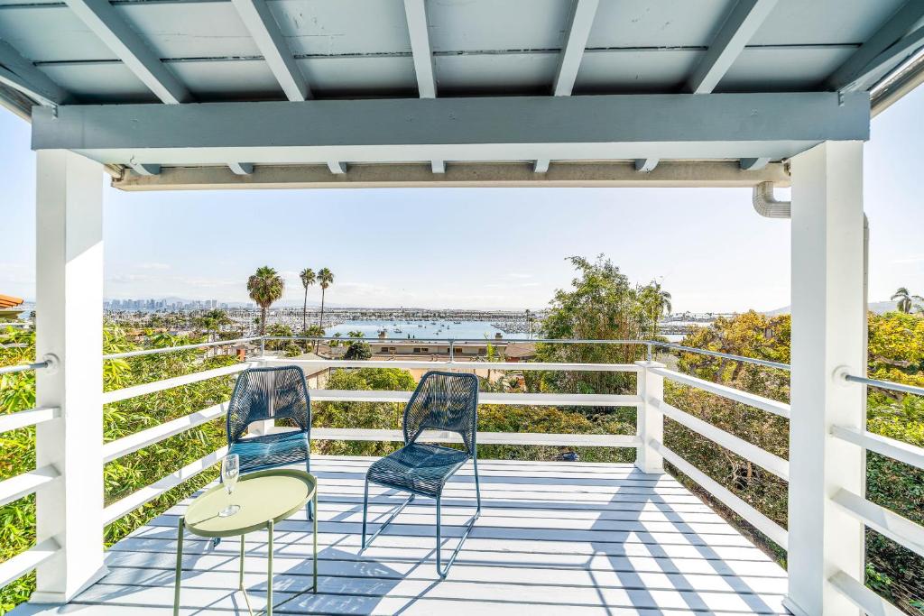 La Playa Abode - main image