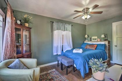 Sunny Mission Hills Apt with Patio 2 Mi to SAN! - image 2
