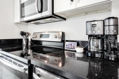 Modern Oasis - image 10