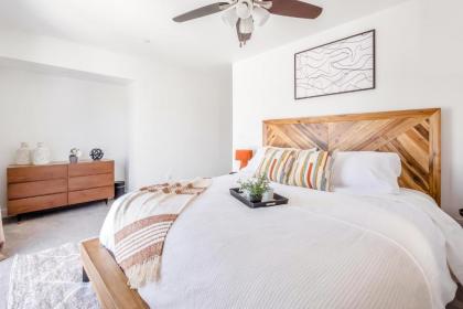 Modern Oasis - image 14