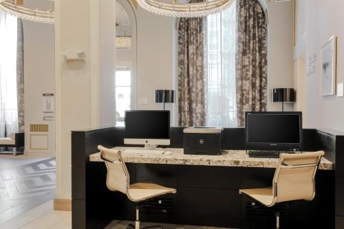 Courtyard by Marriott San Francisco Union Square - image 4