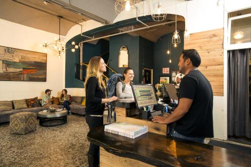 HI San Francisco Downtown Hostel - main image