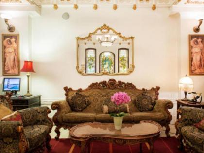 Nob Hill Hotel - image 3