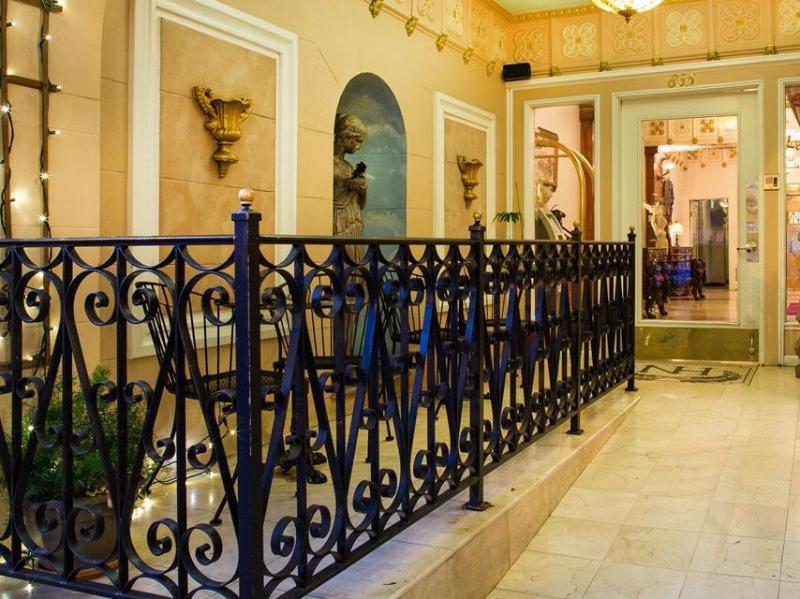 Nob Hill Hotel - image 5