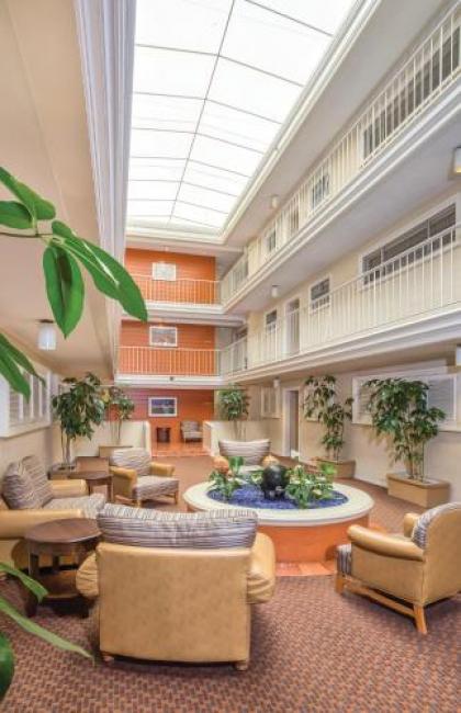 The Suites at Fisherman's Wharf - image 3