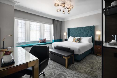 Courtyard by Marriott San Francisco Downtown/Van Ness Ave - image 2