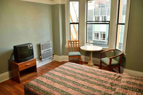 Winsor Hotel - image 3