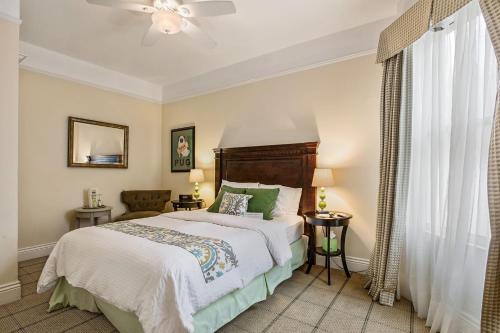 Parker Guest House - image 2