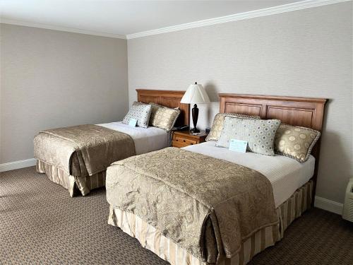 Columbus Inn - image 2