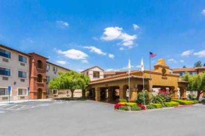 Wyndham Garden Silicon Valley - image 2