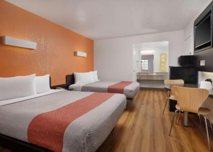 Motel 6-San Luis Obispo CA - South - image 12
