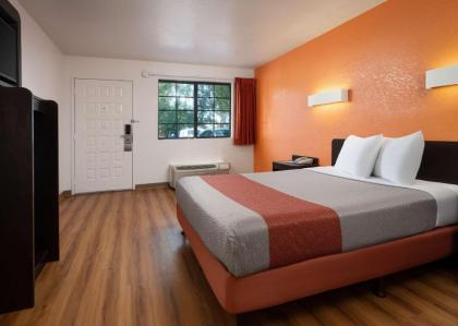Motel 6-San Luis Obispo CA - South - image 13