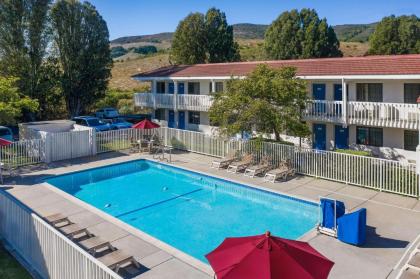 Motel 6-San Luis Obispo CA - South - image 6