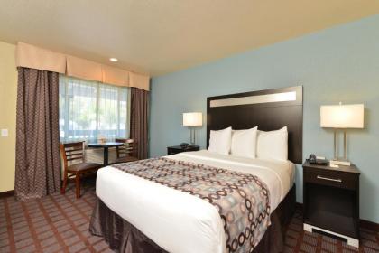 Avenue Inn Downtown San Luis Obispo - image 13