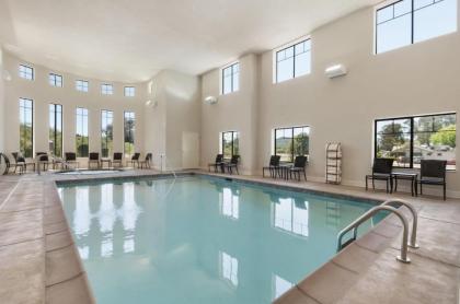 Hampton Inn & Suites San Luis Obispo - image 11